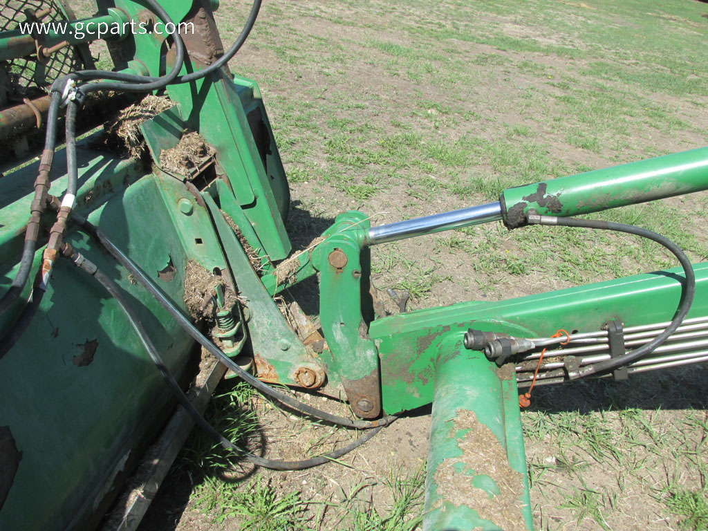 741 LOADER 8FT W/ GRAPPLE